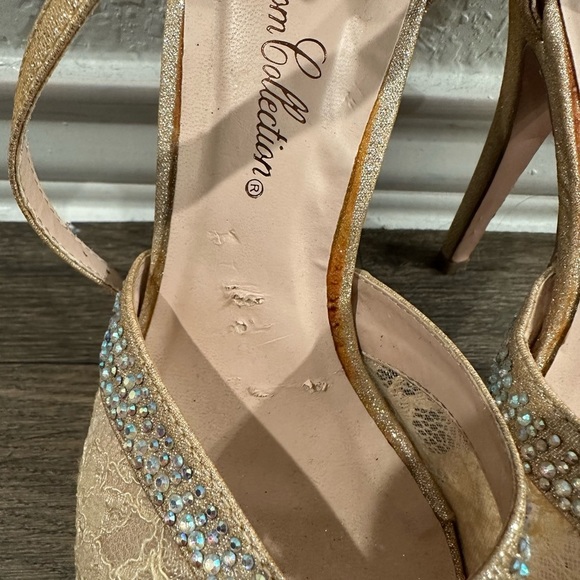 HEELS​ - Picture 2 of 4